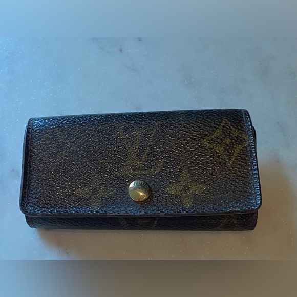 Louis Vuitton Key holder - Picture 1 of 8